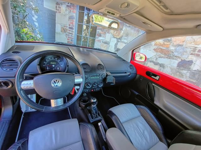 Used 2002 Volkswagen Beetle S image 36