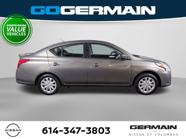 Used 2017 Nissan Versa SV FWD image 4