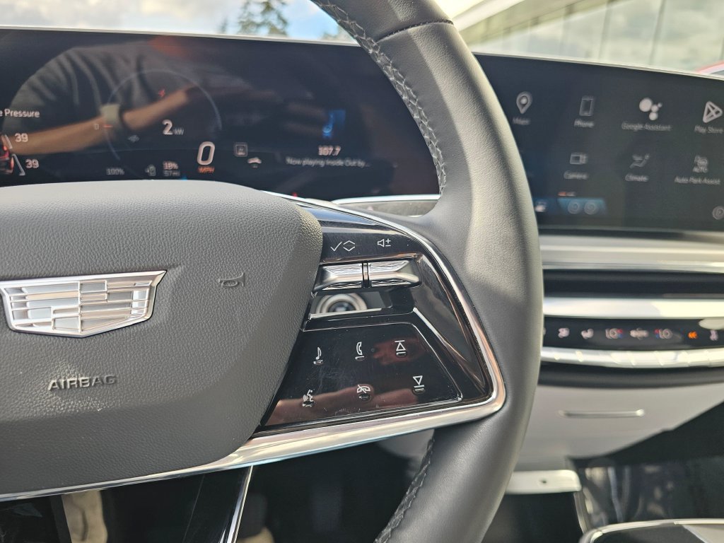 Certified 2024 Cadillac Lyriq Luxury w/ LPO, Floor Liner Package AWD/4WD image 35