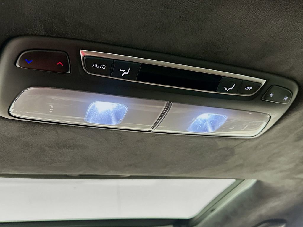 Used 2021 Kia Telluride SX w/ SX Prestige Package image 27