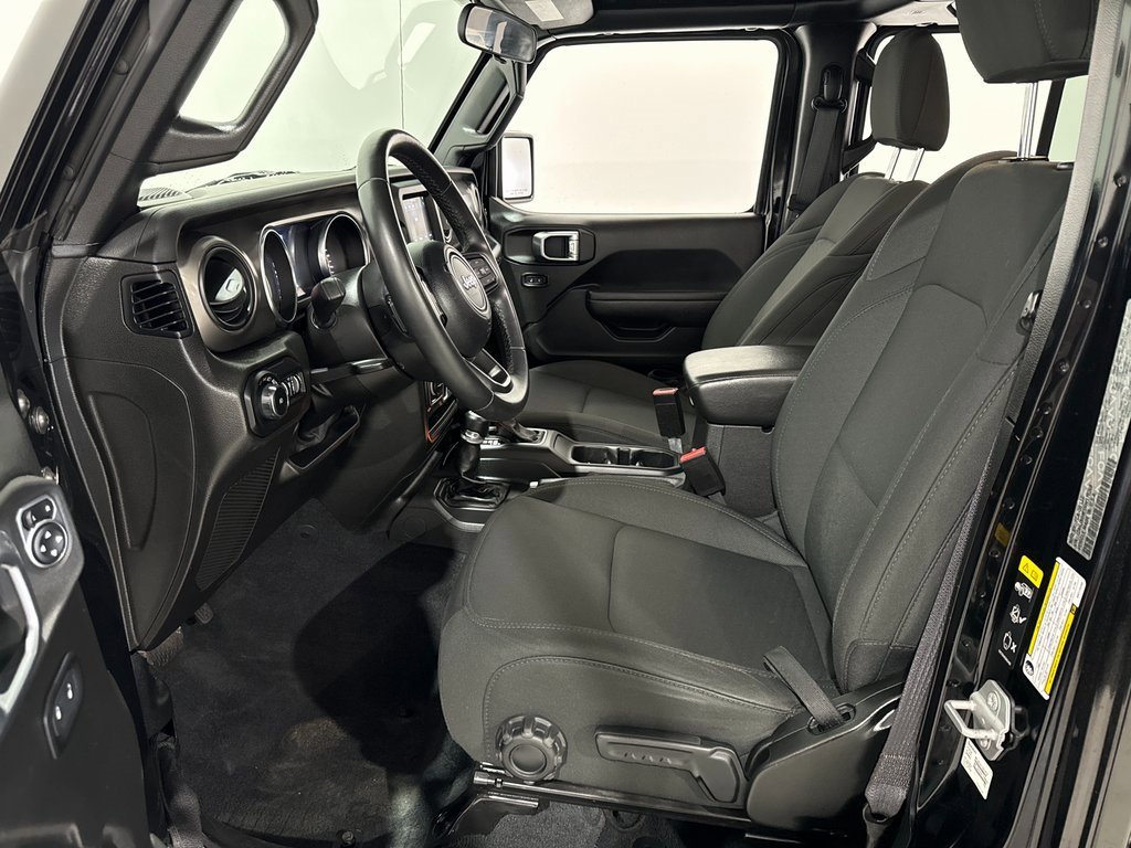 Used 2022 Jeep Wrangler Unlimited Sport image 16