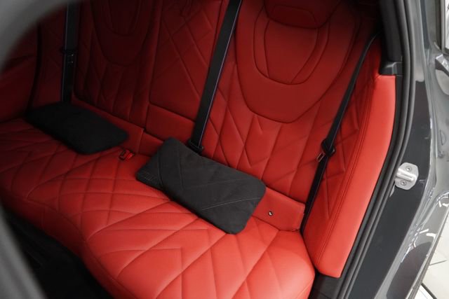 Used 2025 BMW XM image 39