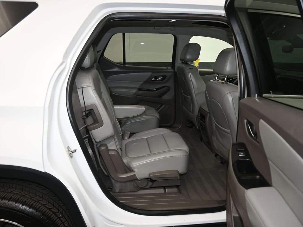 Used 2019 Chevrolet Traverse LT w/ LT Premium Package image 45