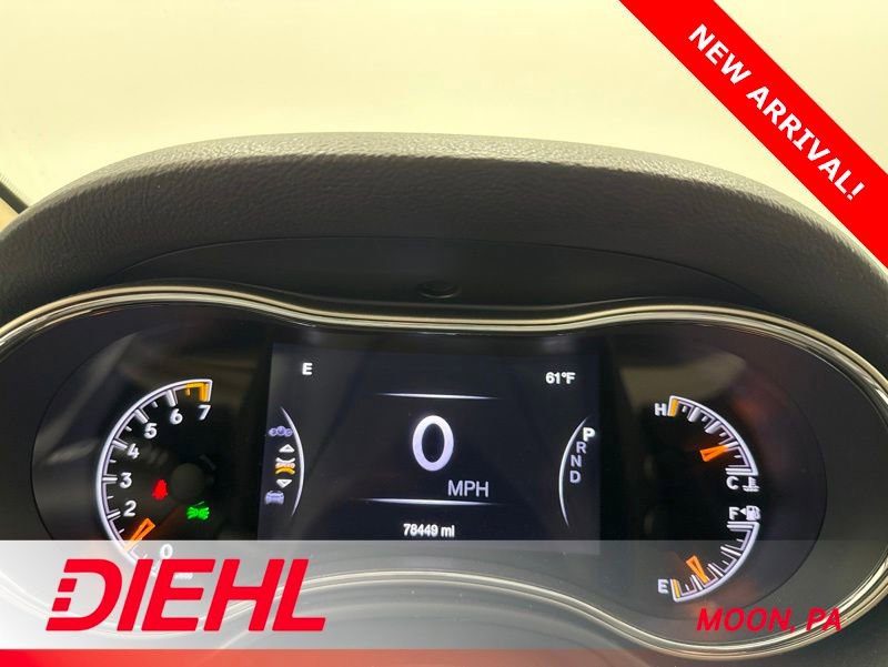 Used 2017 Jeep Grand Cherokee Limited AWD/4WD image 16