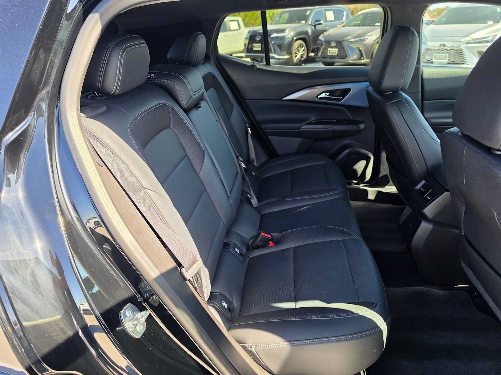Used 2024 Chevrolet Equinox EV LT w/ Active Safety Package 3 FWD image 12