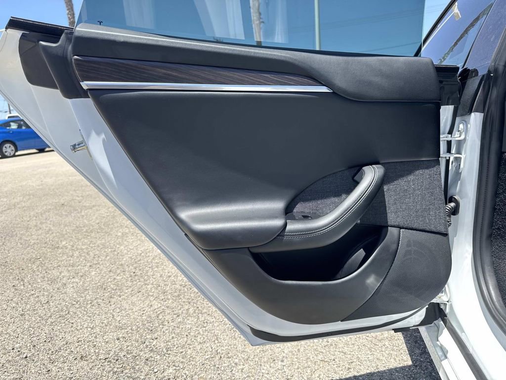 Used 2022 Tesla Model S AWD/4WD image 20