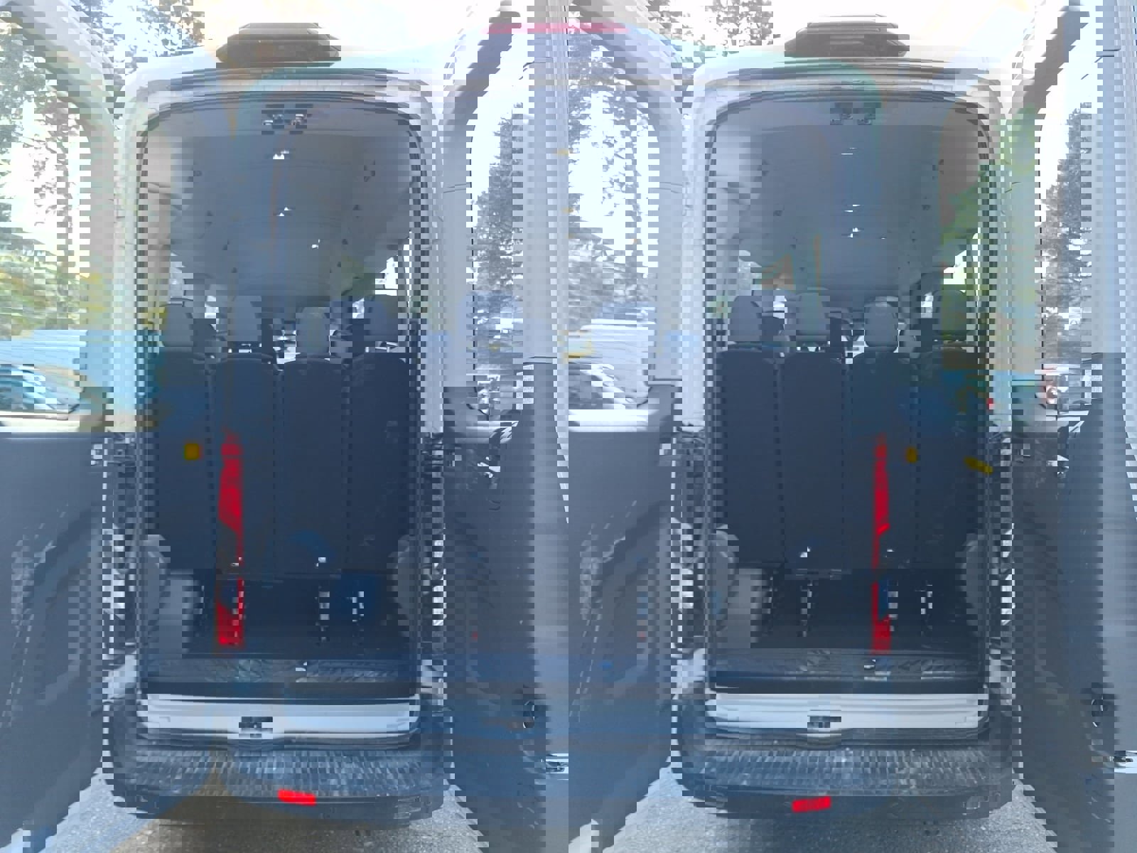 Used 2022 Ford Transit 350 XLT image 6