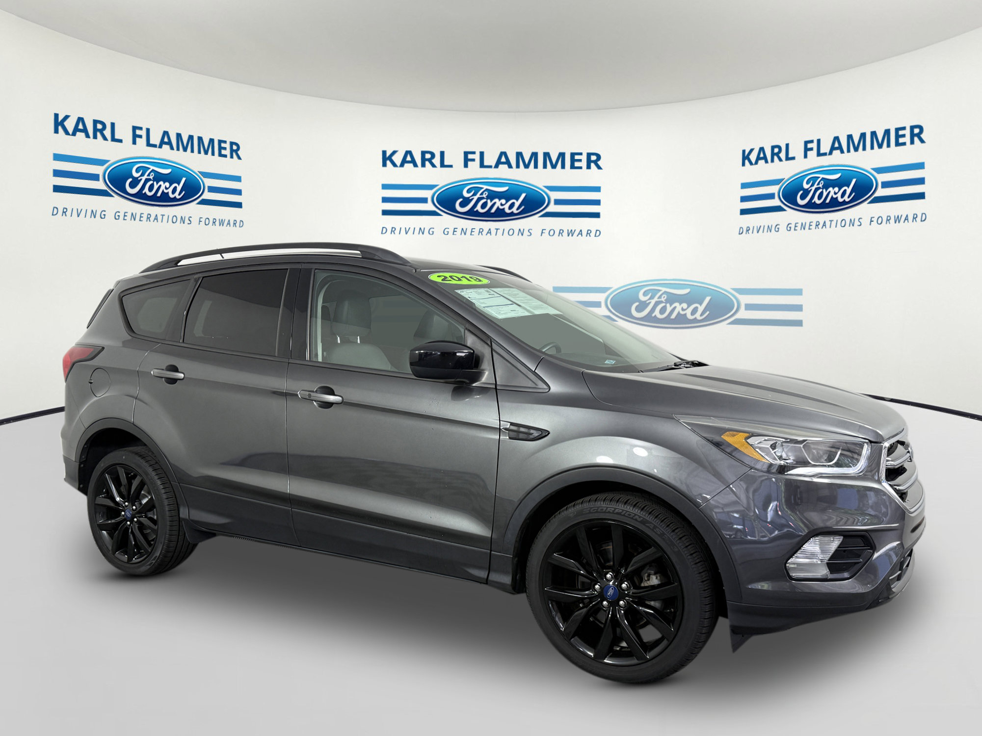 Certified 2019 Ford Escape SE