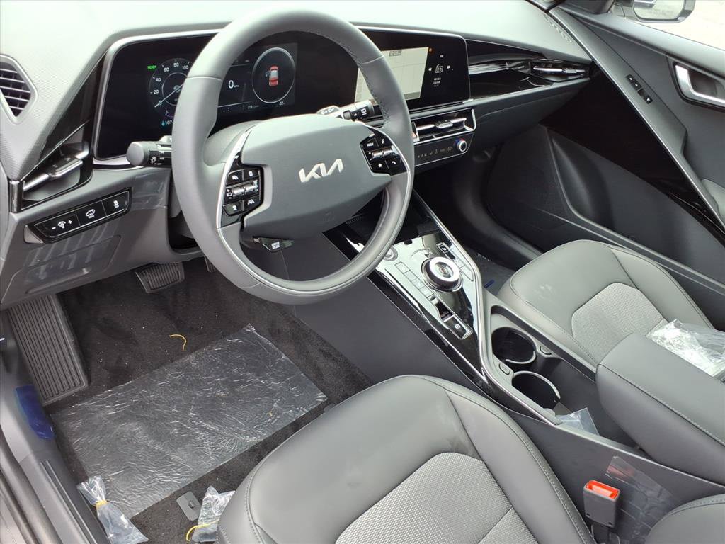 New 2026 Kia Niro Wind w/ Wind Preserve Package FWD image 11