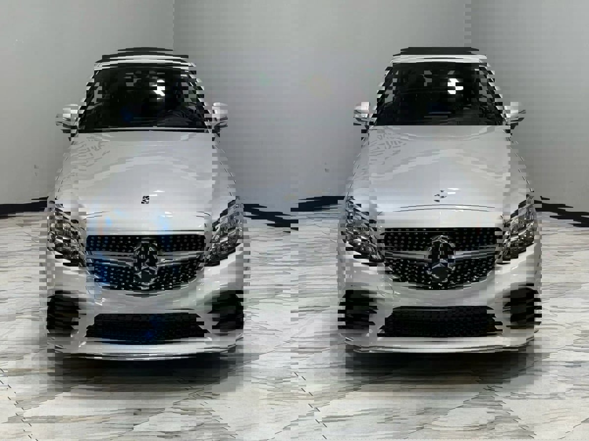 Used 2019 Mercedes-Benz C 300 Cabriolet image 3