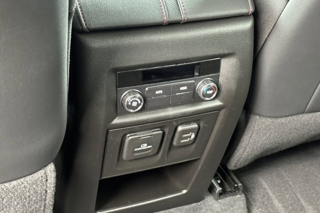 Used 2023 Chevrolet Traverse RS w/ LPO, Cargo Package FWD image 14