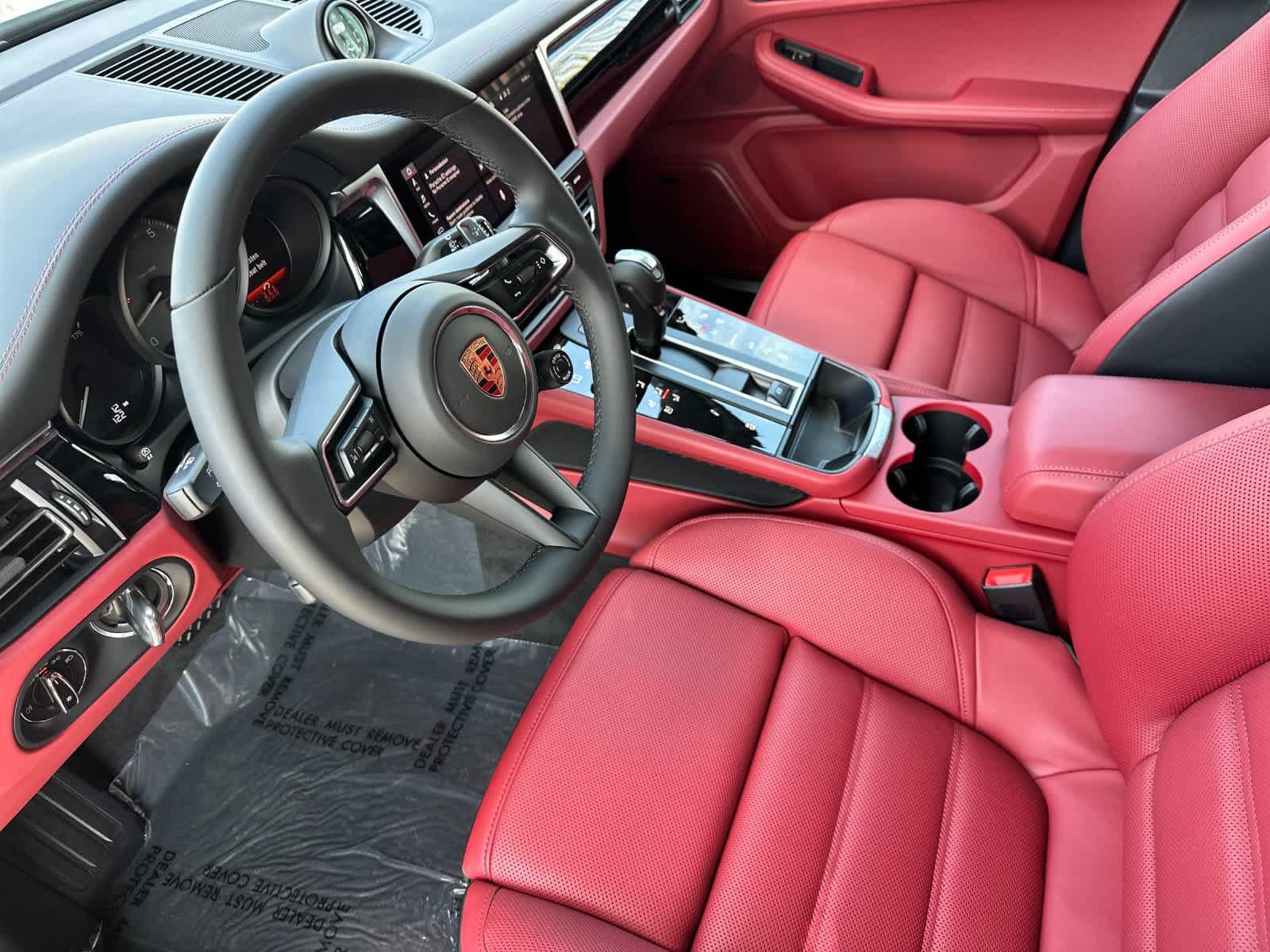 New 2026 Porsche Macan S AWD/4WD image 4