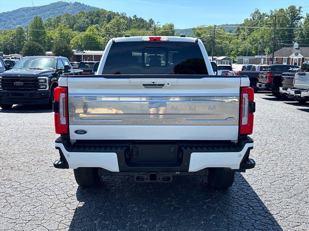 Used 2023 Ford F250 Platinum AWD/4WD image 6