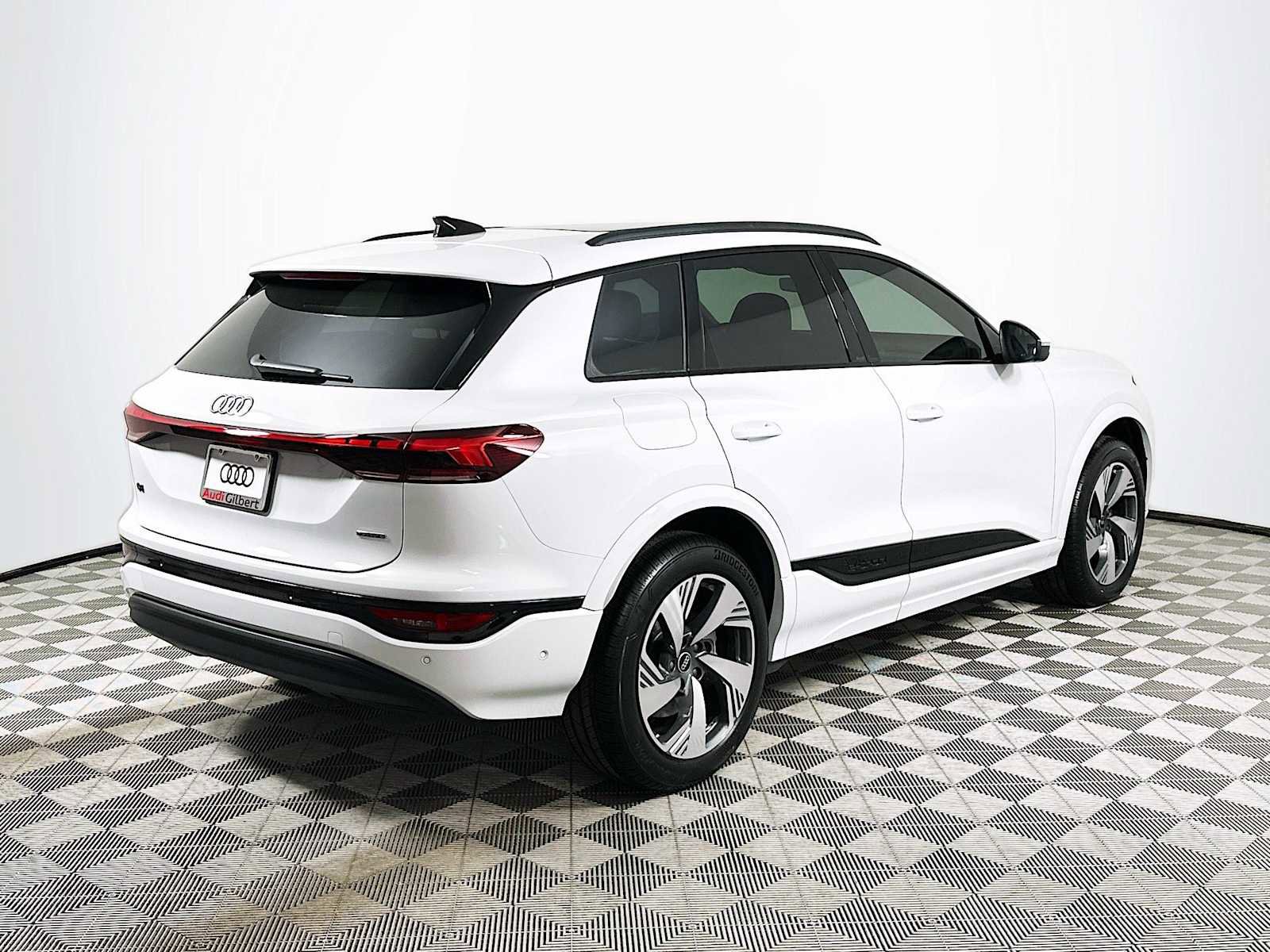 New 2025 Audi Q6 e-tron Premium Plus image 7