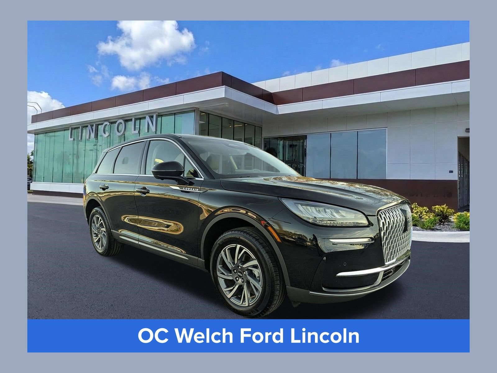 Used 2024 Lincoln Corsair FWD w/ Equipment Group 101A image 1