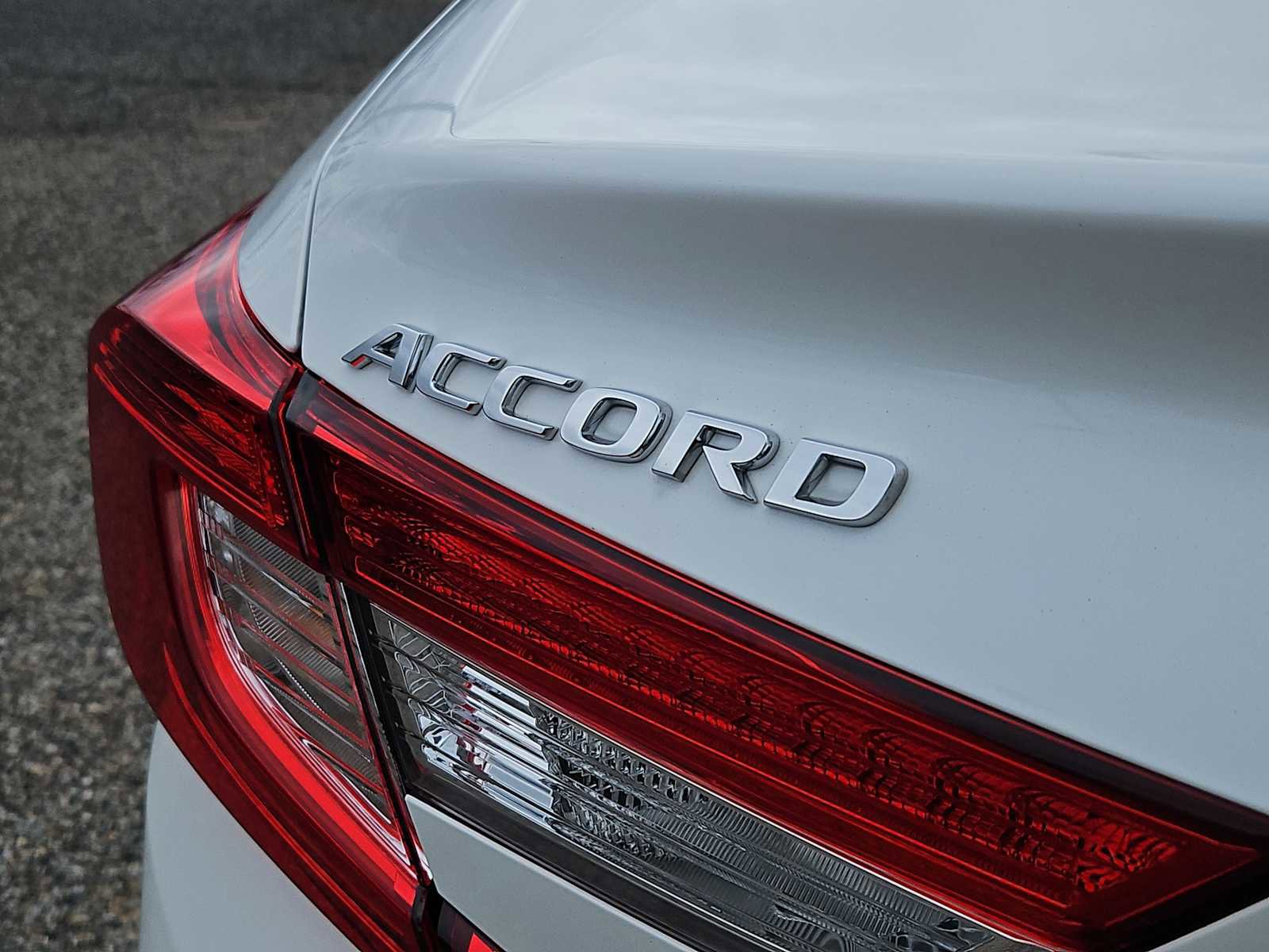 Certified 2021 Honda Accord EX-L image 12