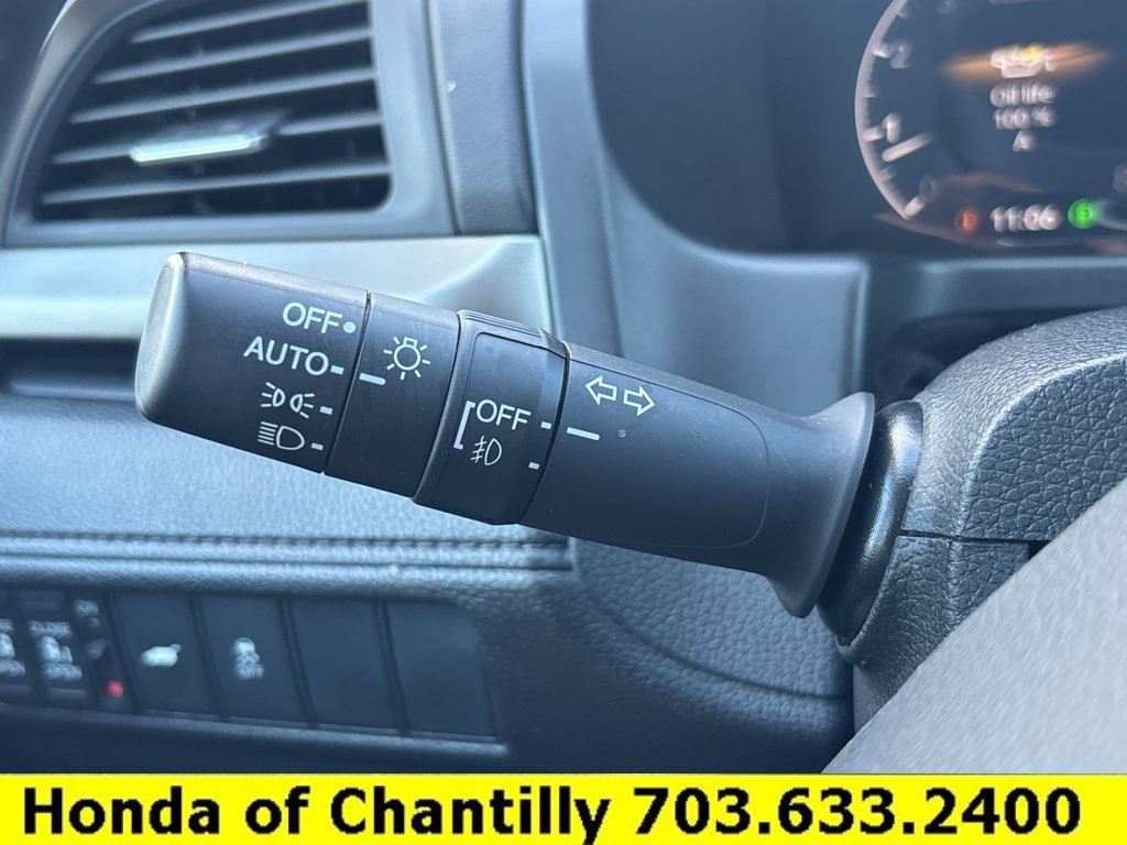 Certified 2025 Honda Odyssey EX-L image 10