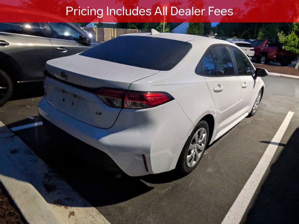 Used 2024 Toyota Corolla LE FWD image 7