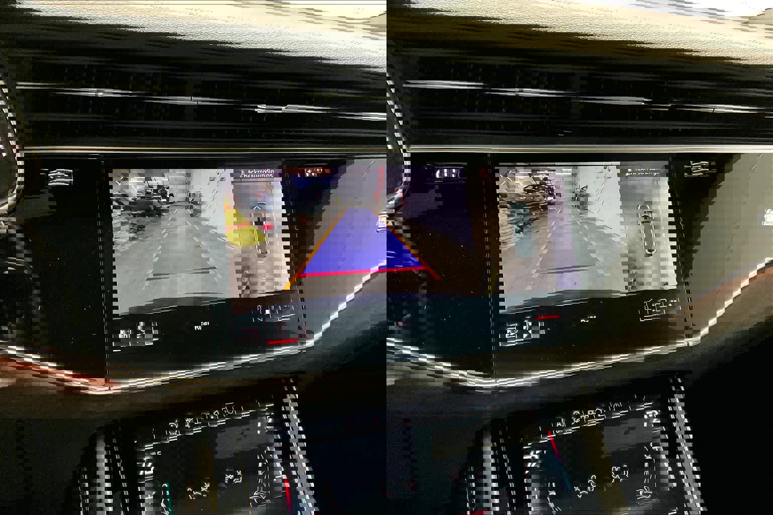 Used 2023 Audi Q8 Premium Plus w/ Premium Plus Package image 22