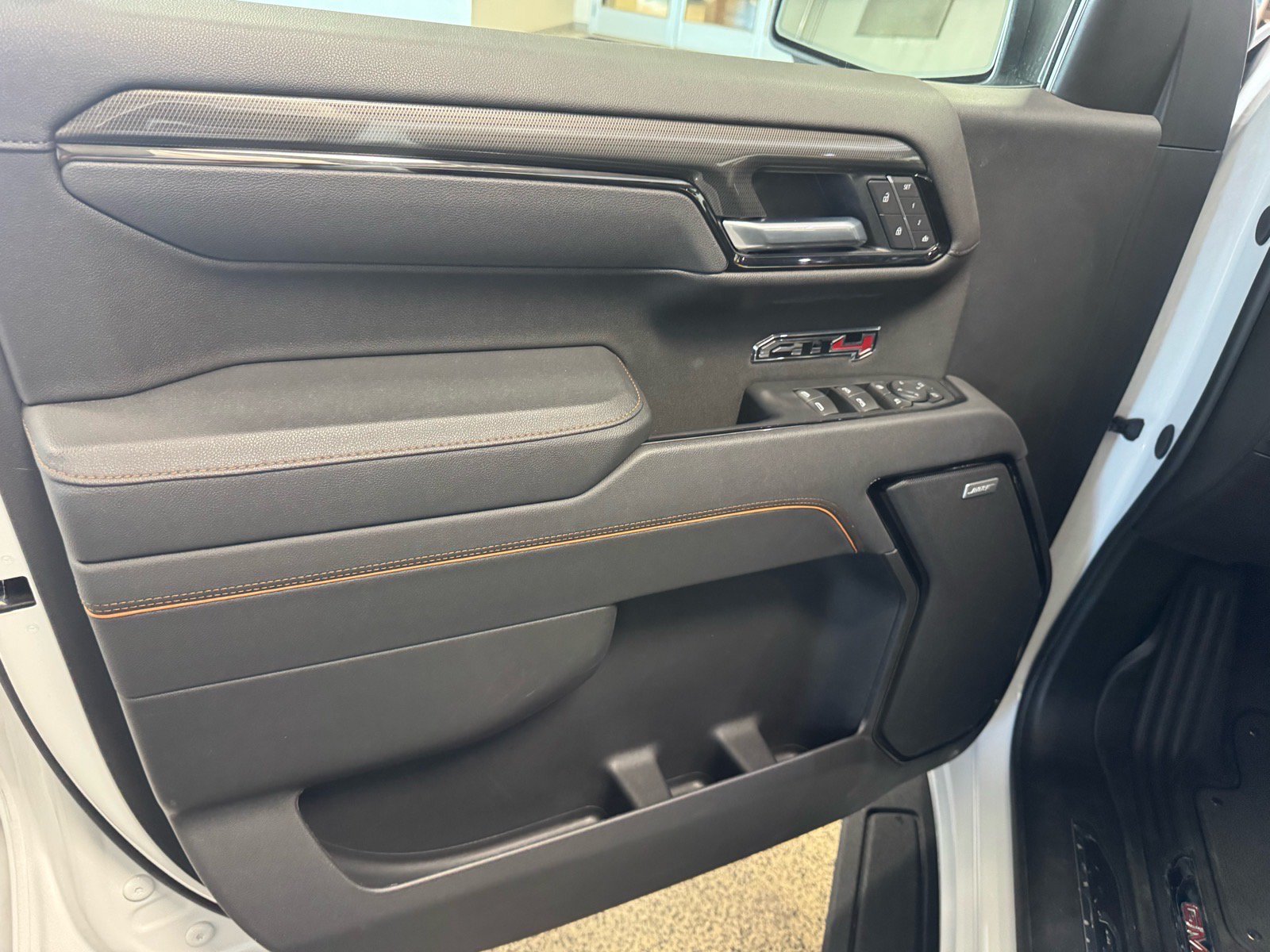 Used 2026 GMC Sierra 1500 AT4 w/ AT4 Premium Package AWD/4WD image 18