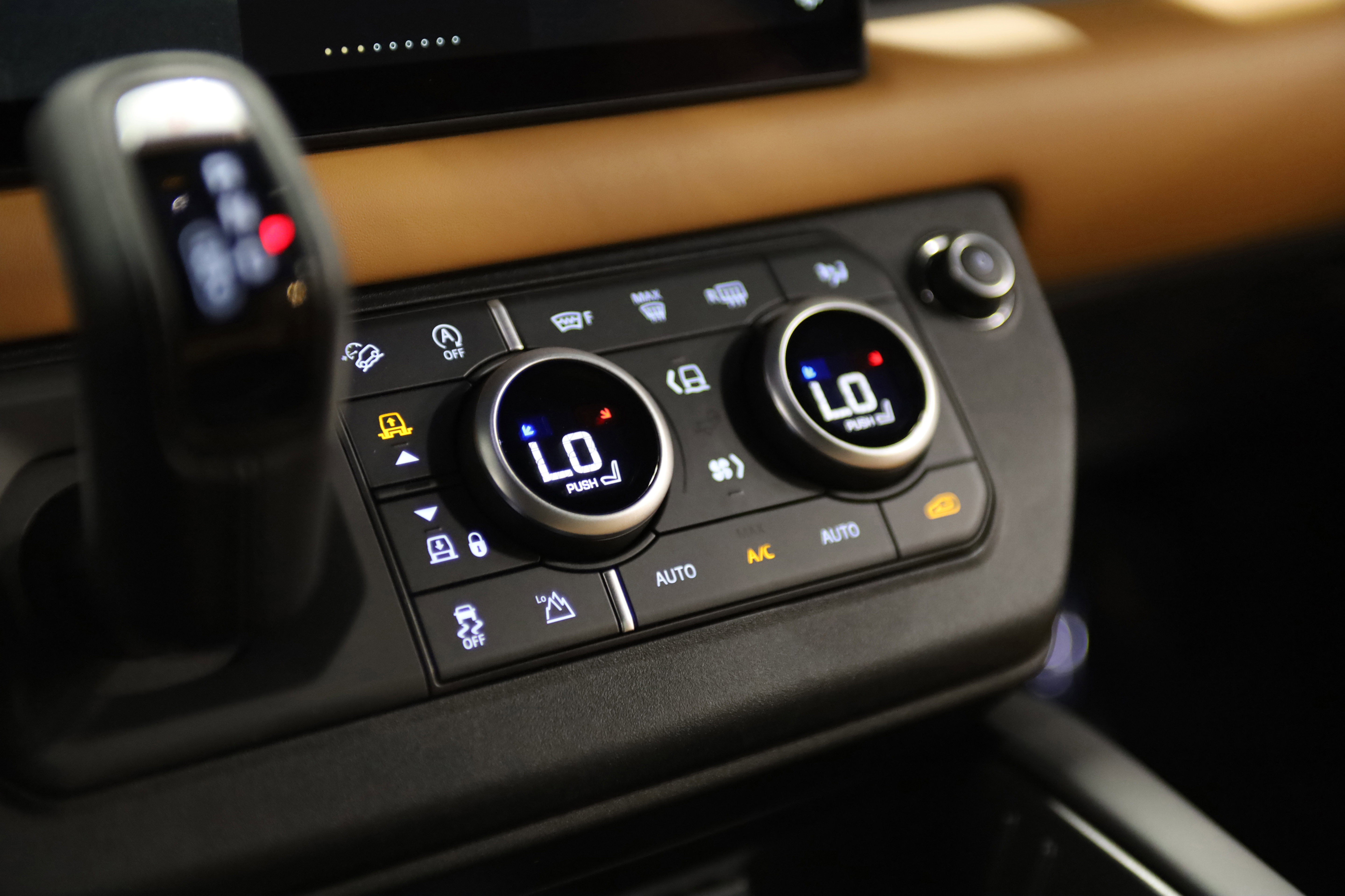 Used 2023 Land Rover Defender 110 Carpathian Edition AWD/4WD image 30