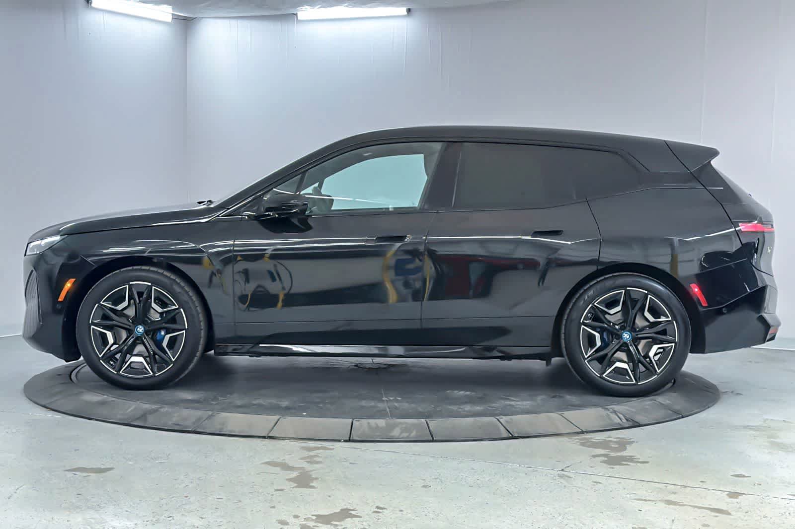 Used 2025 BMW iX M60 AWD/4WD image 5
