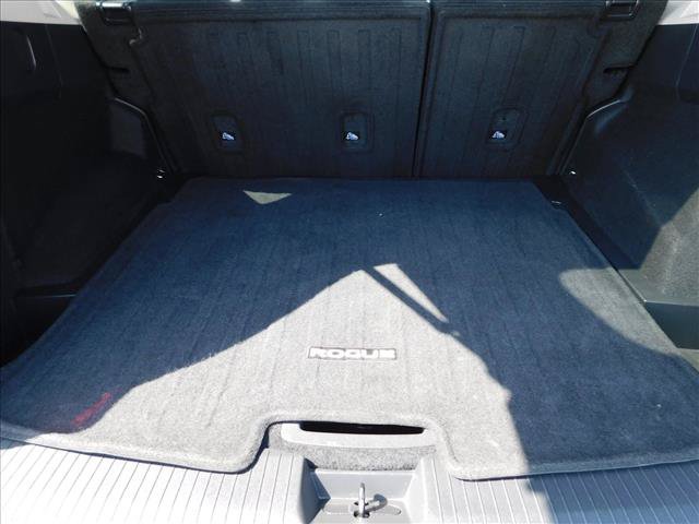 Used 2024 Nissan Rogue S FWD image 10