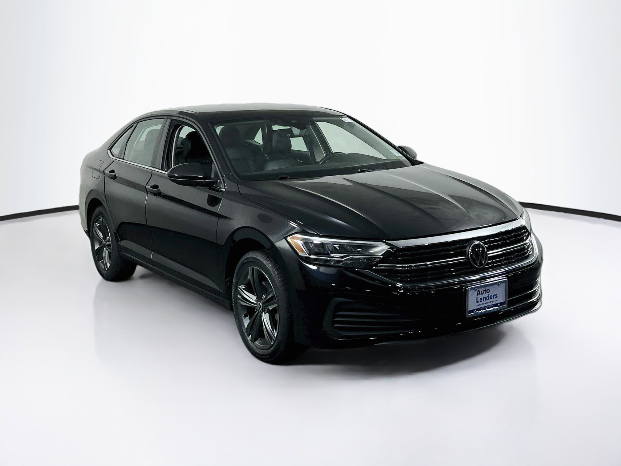 Used 2023 Volkswagen Jetta SE FWD image 3
