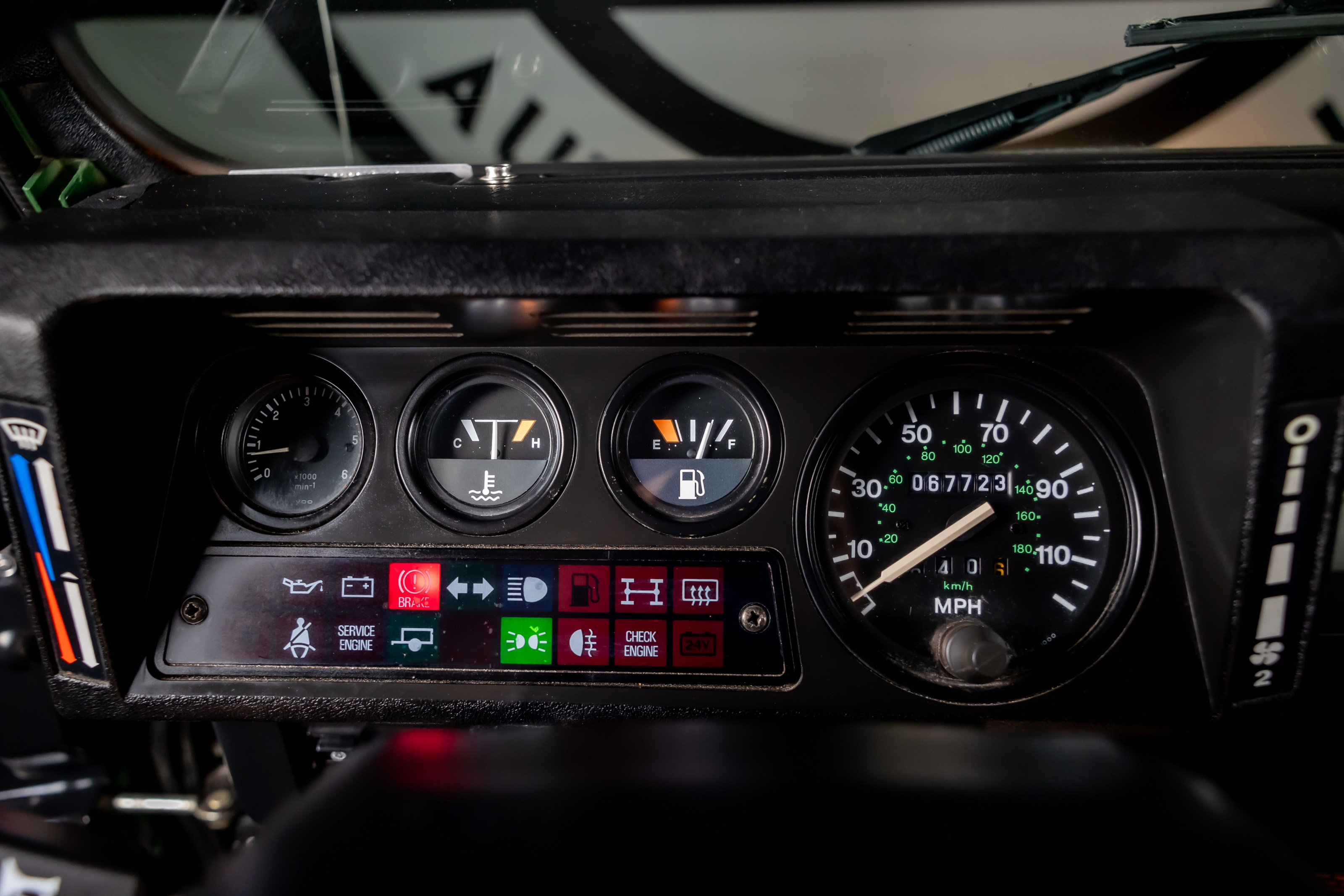 Used 1994 Land Rover Defender 90 AWD/4WD image 28