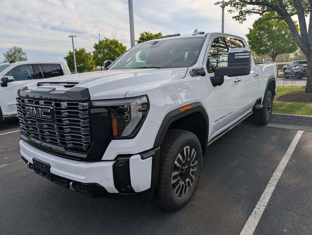 New 2026 GMC Sierra 2500 Denali Ultimate image 4