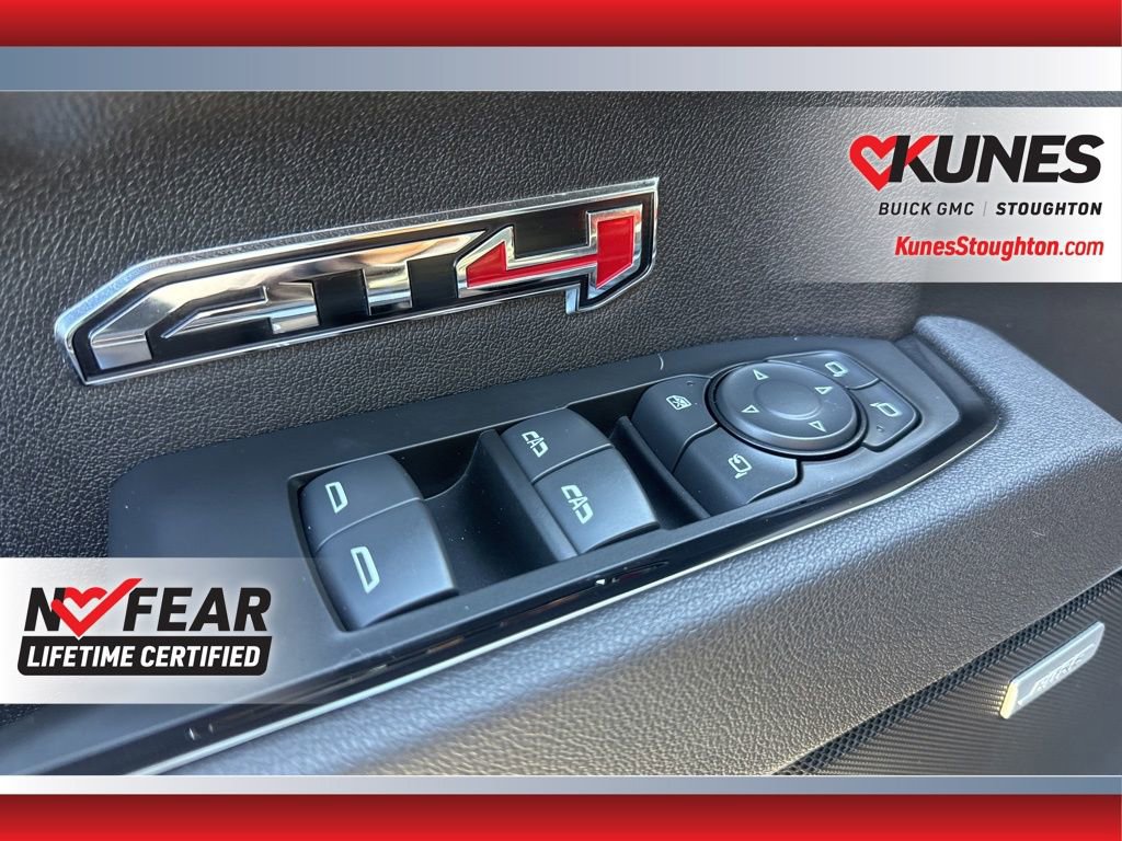 Used 2025 GMC Sierra 1500 AT4 w/ AT4 Premium Package AWD/4WD image 24