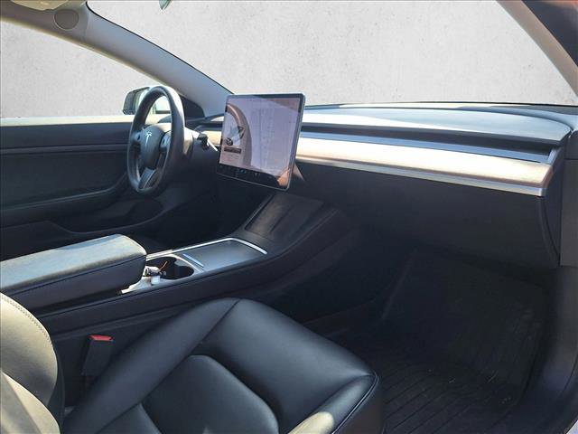 Used 2021 Tesla Model 3 Standard Range Plus image 18