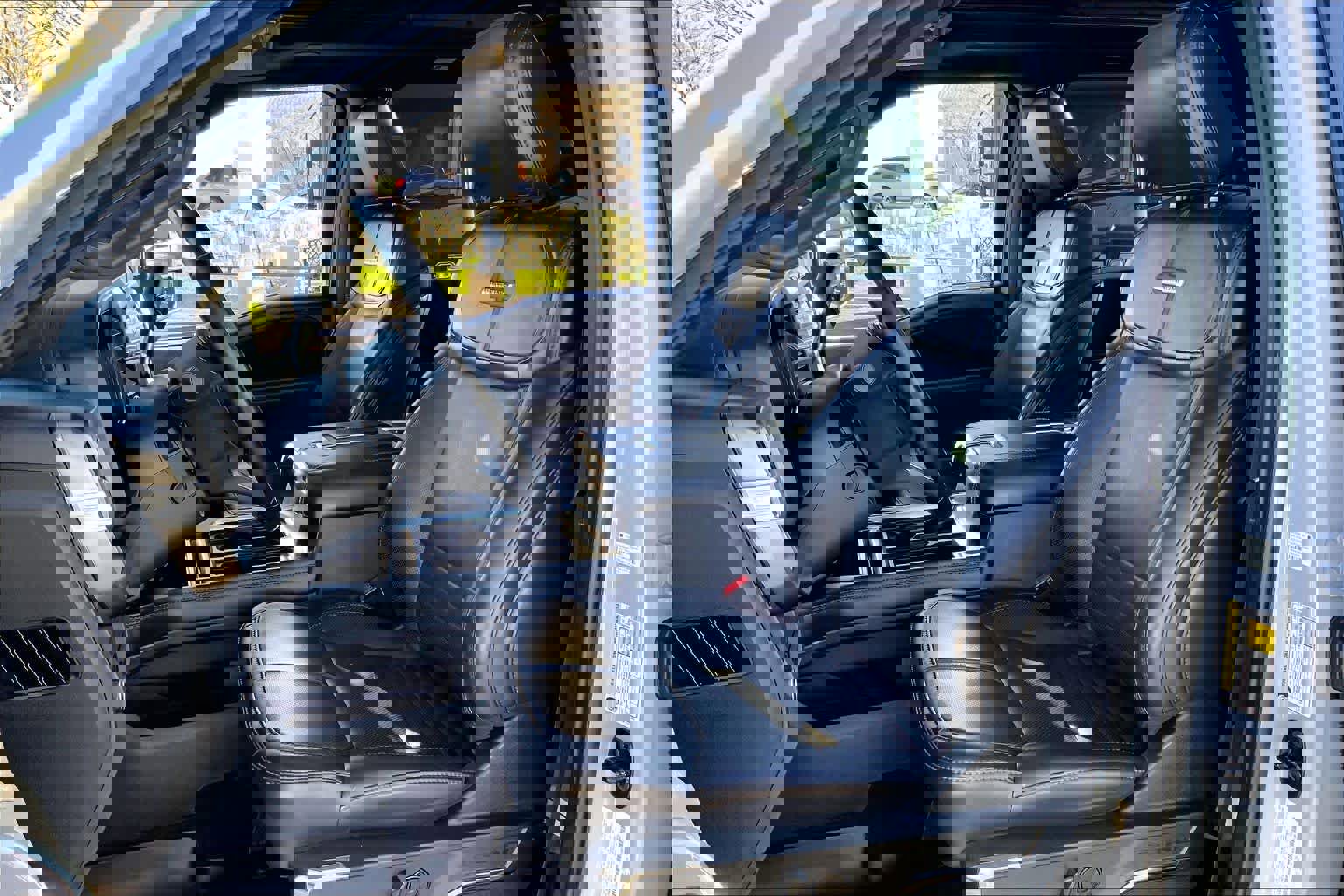 Certified 2025 Ford F250 Platinum image 8