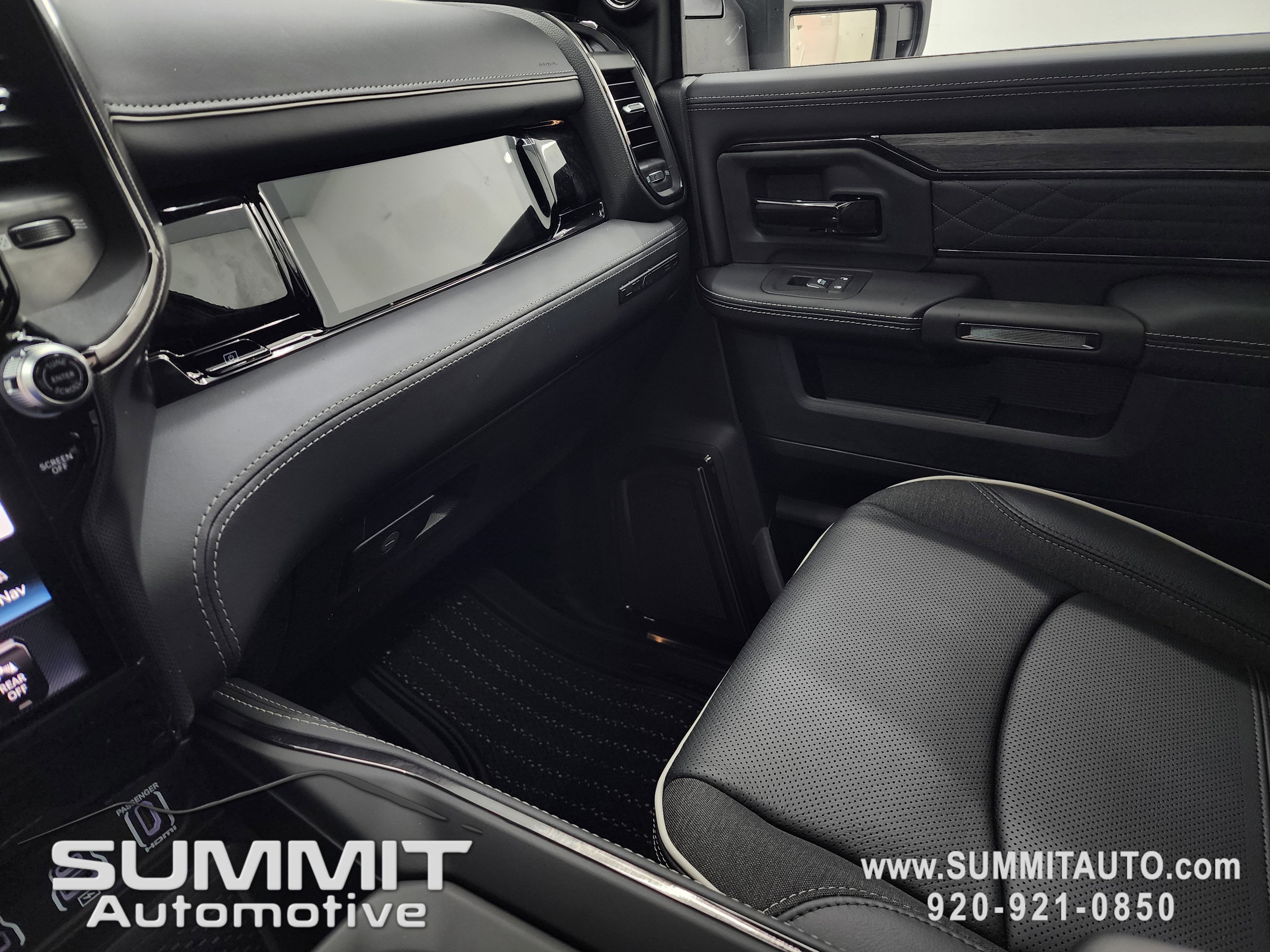 New 2026 RAM 2500 Limited image 14