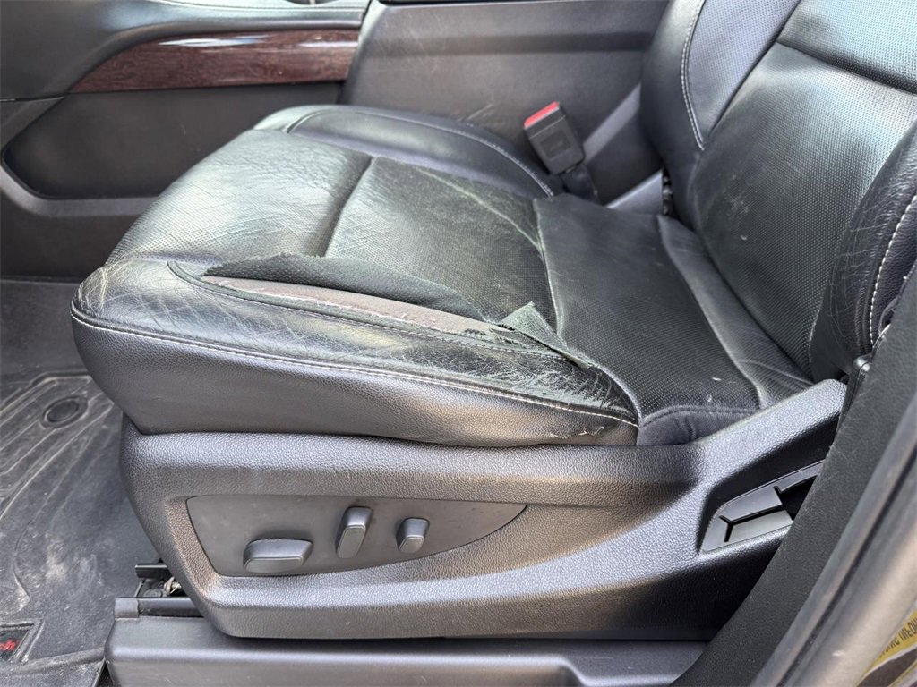 Certified 2017 GMC Yukon SLT w/ Open Road Package image 12