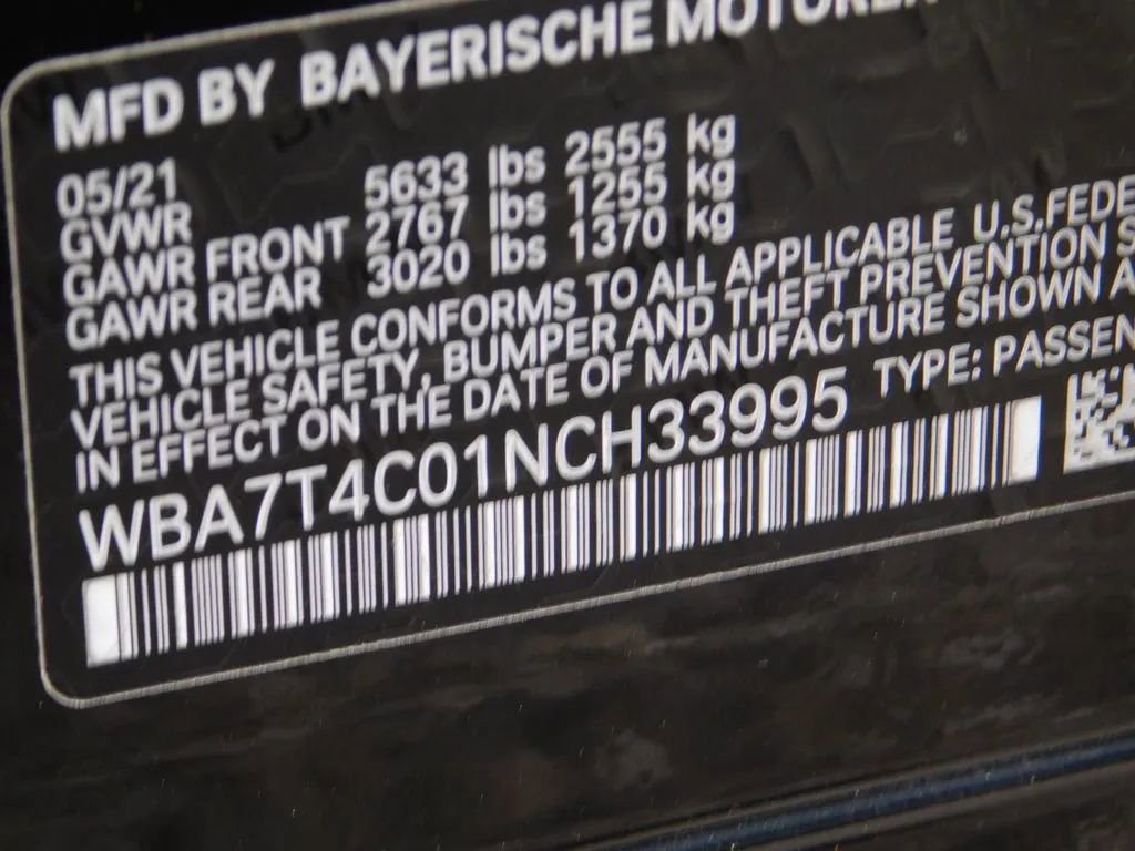 Used 2022 BMW 740i xDrive w/ M Sport Package image 29