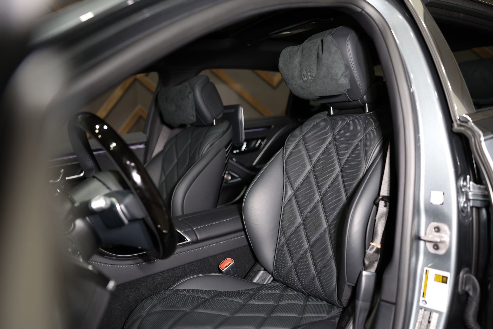 Used 2024 Mercedes-Benz Maybach S 580 4MATIC image 4