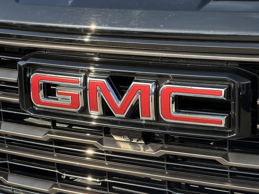 Used 2025 GMC Sierra 1500 AT4X AWD/4WD image 31