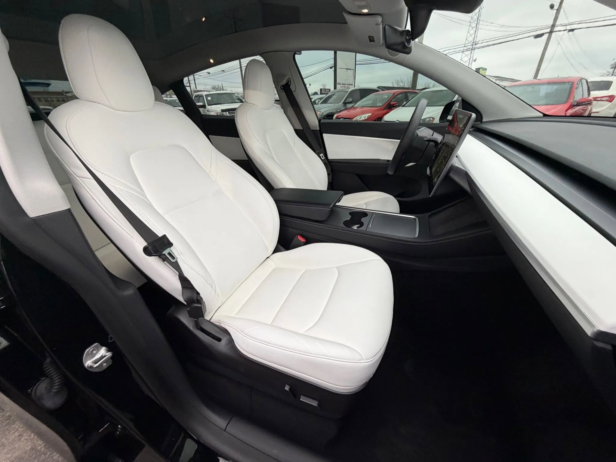 Used 2021 Tesla Model Y Long Range image 14