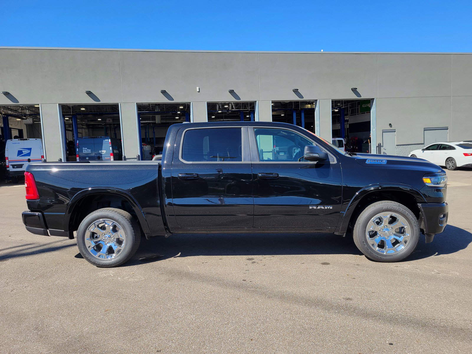 New 2025 RAM 1500 Big Horn image 4