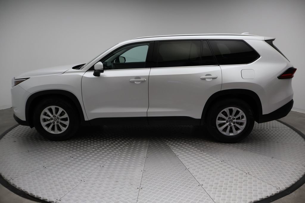Certified 2025 Toyota Grand Highlander FWD image 12