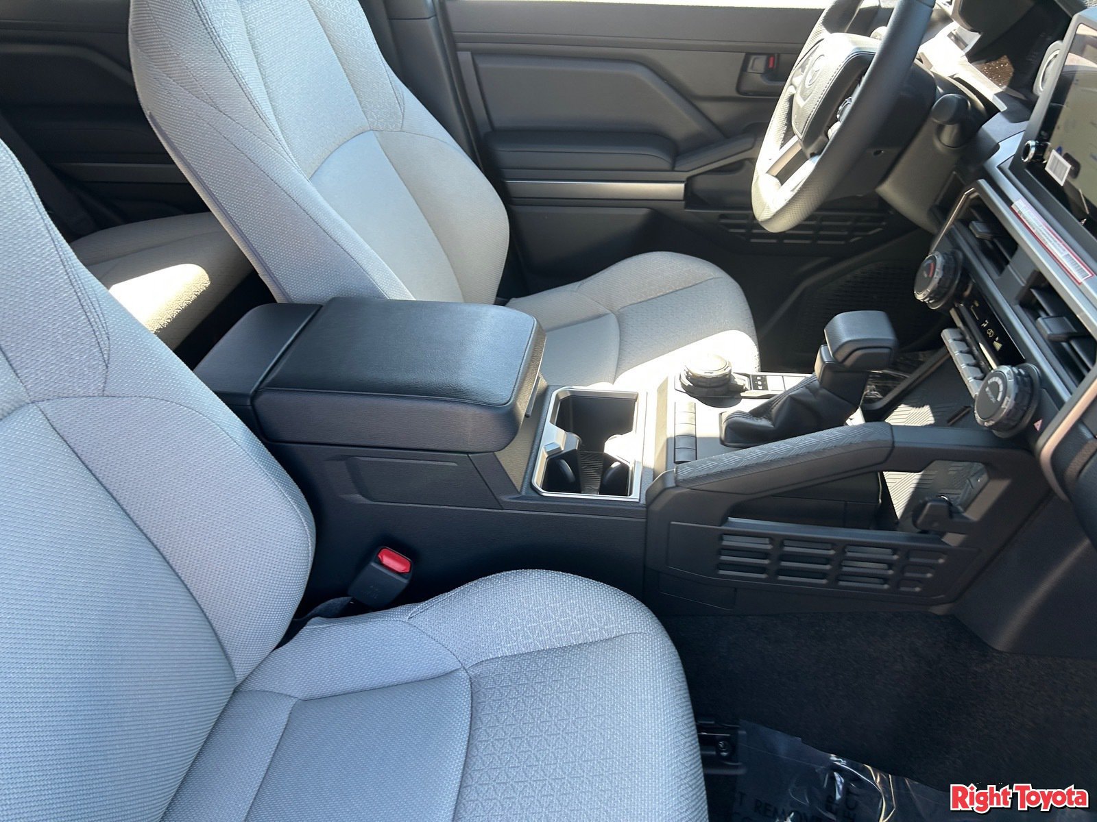 New 2026 Toyota 4Runner SR5 AWD/4WD image 13