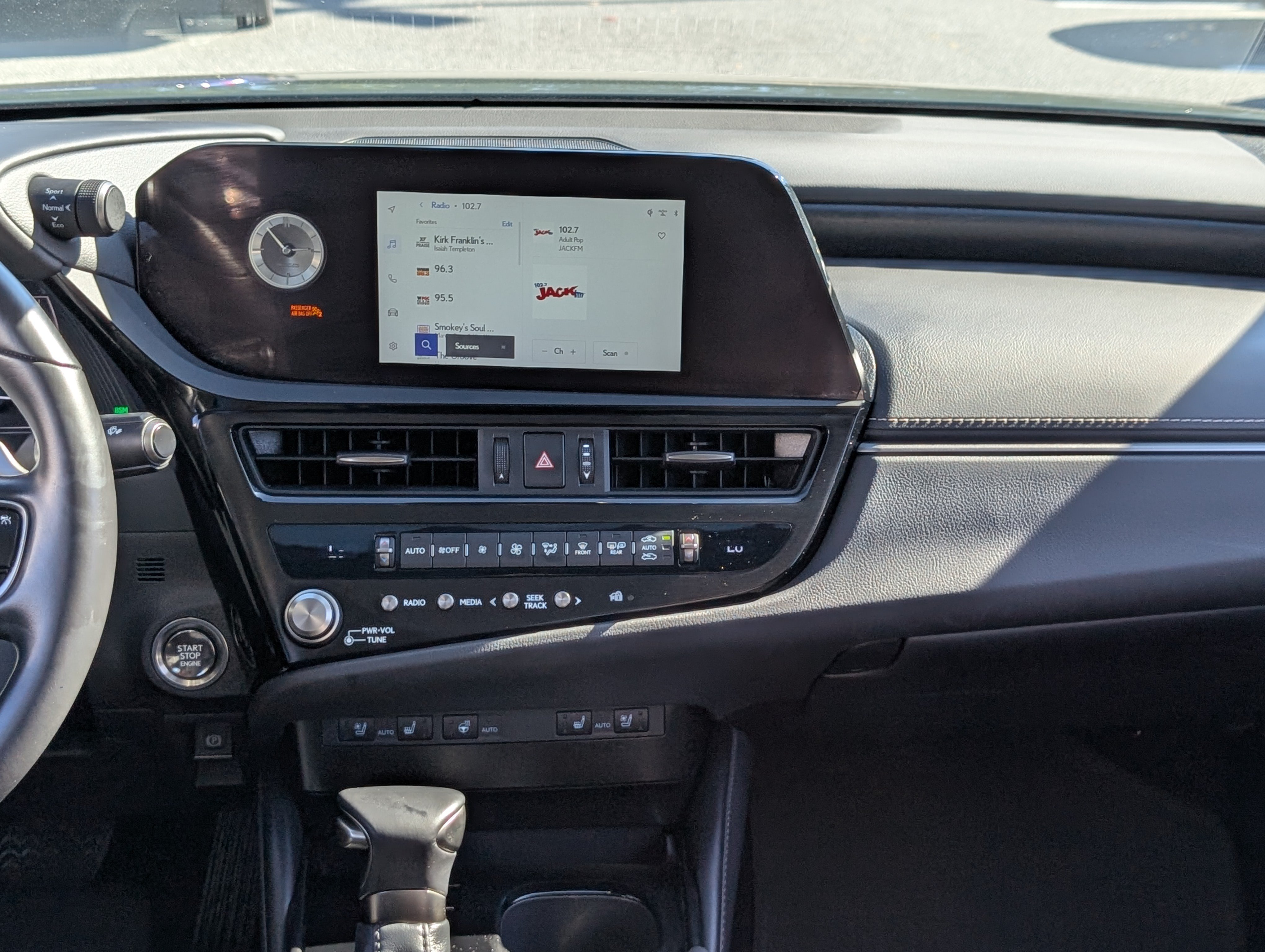 Certified 2025 Lexus ES 350 w/ Premium Package FWD image 17