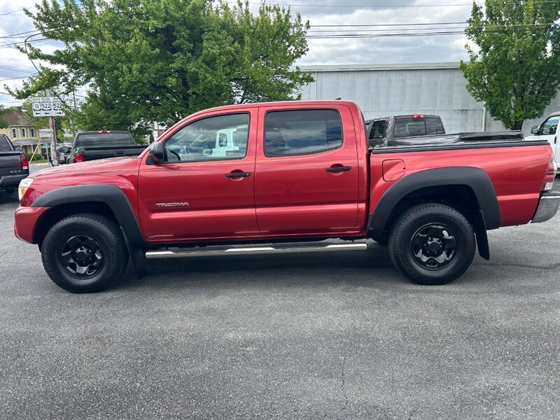 Used 2012 Toyota Tacoma 4x4 Double Cab w/ SR5 Pkg image 6