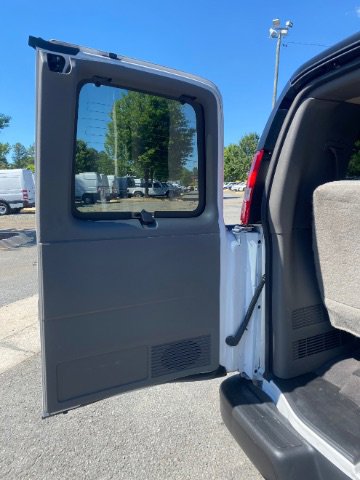 Used 2023 Chevrolet Express 3500 LS RWD image 8