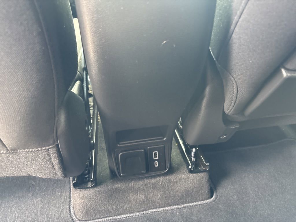 Used 2022 Chevrolet TrailBlazer LT w/ Convenience Package image 22