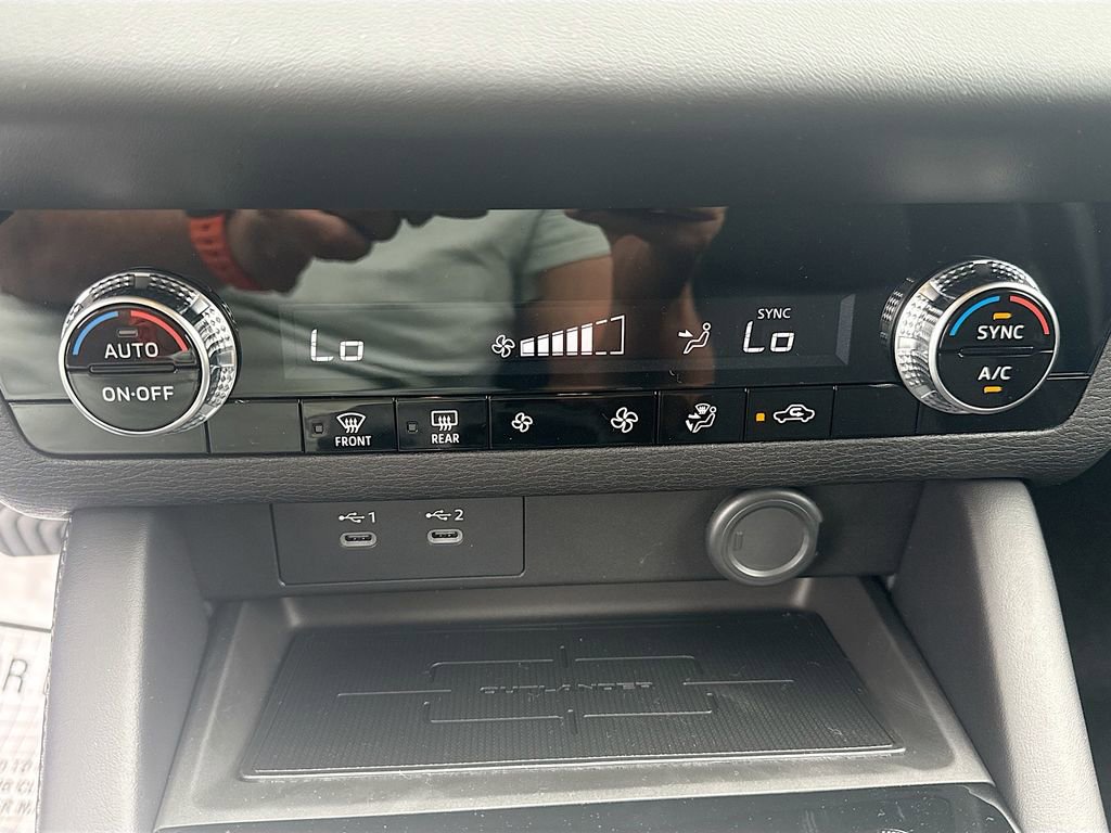 New 2026 Mitsubishi Outlander ES image 16