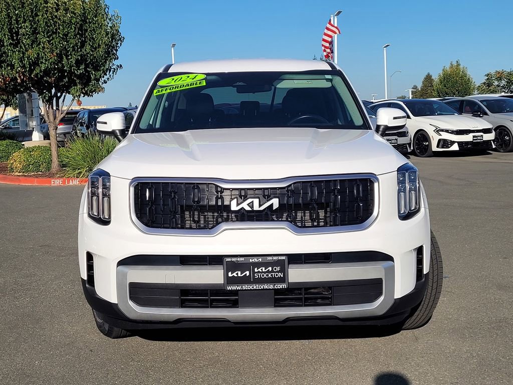 Used 2024 Kia Telluride LX image 2