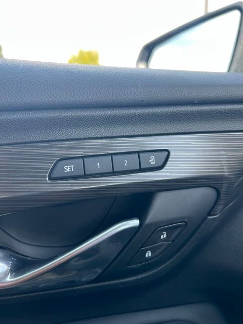 Used 2020 GMC Terrain SLT w/ Preferred Package AWD/4WD image 15