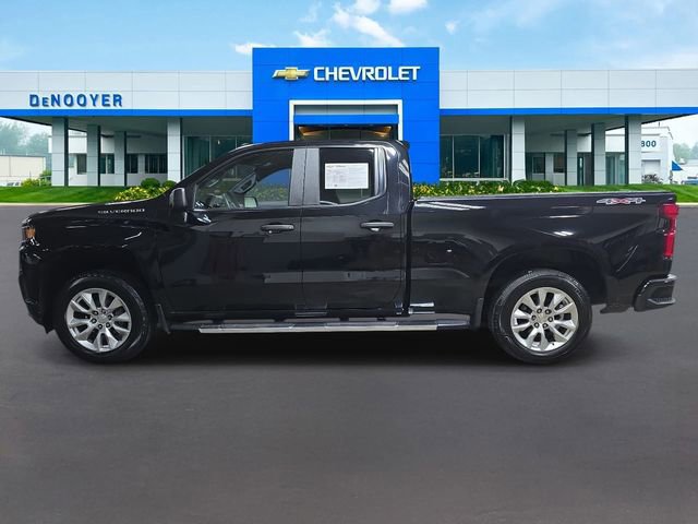 Used 2020 Chevrolet Silverado 1500 Custom w/ Custom Value Package image 12